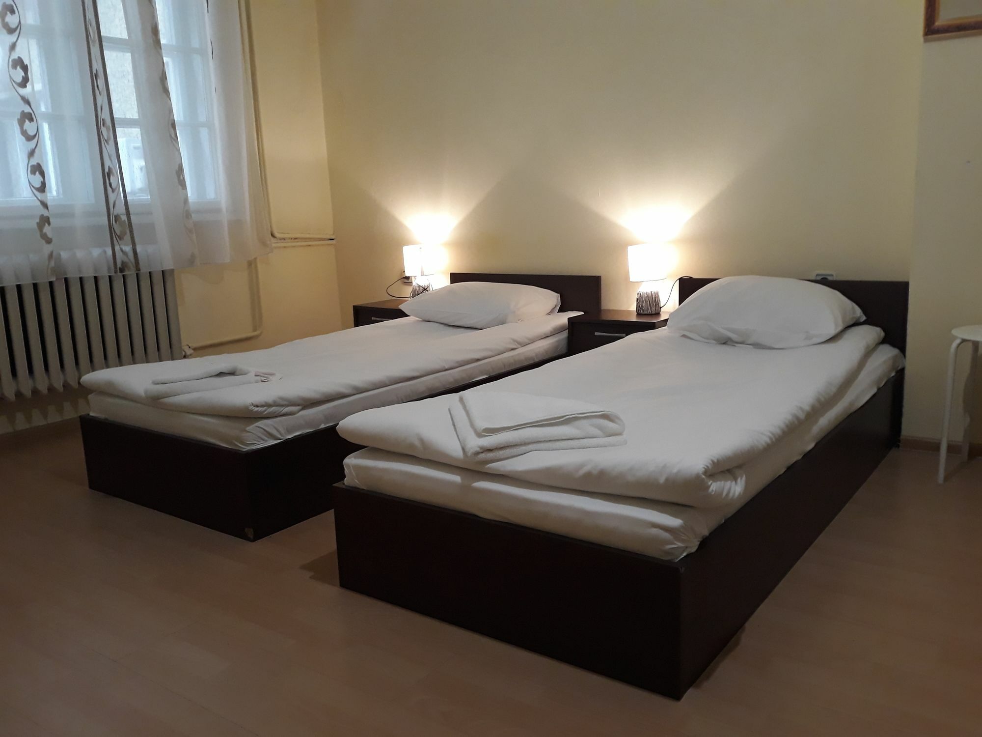 Guest Rooms Heart Of Sofia Bagian luar foto